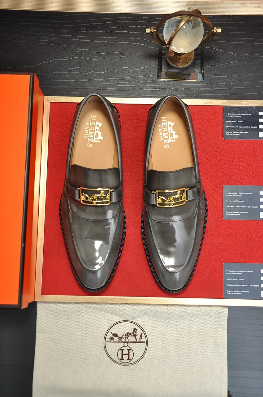 Men's shoes 💰500💶[HERMES] (cowhide lining)🍀Italian top luxury🍀He does not pursue novel styles and gorgeous colors, but attracts the favor of successful men with his flawless, elegant and classic style! This very, very comfortable, simple and stable style makes it easy to match any style! The pattern is absolutely 1:1 refined from the original case, and we strive for excellence in materials, imported cowhide + cowhide lining💪💪💪extraordinary texture👍! .Black brown code number: 38 to 45 (45 customized)